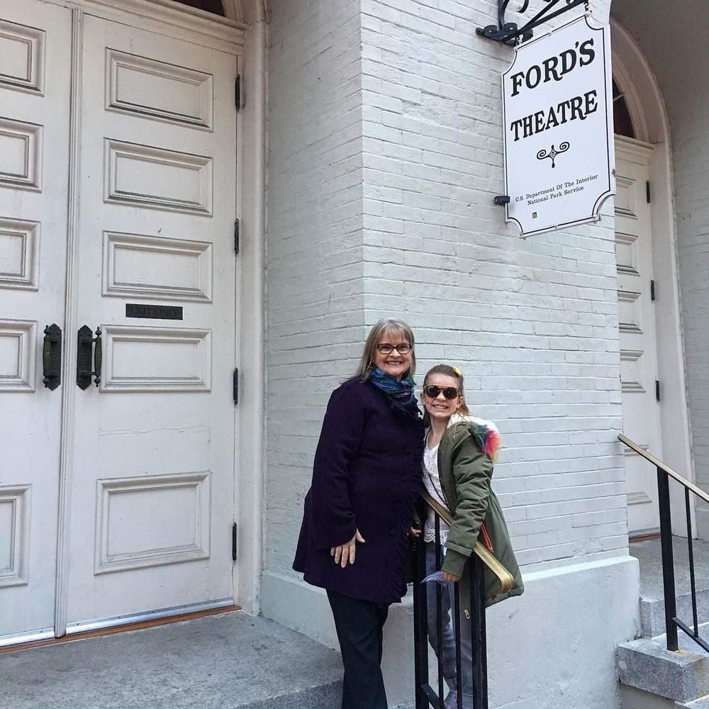 Meet your Posher, Roxie